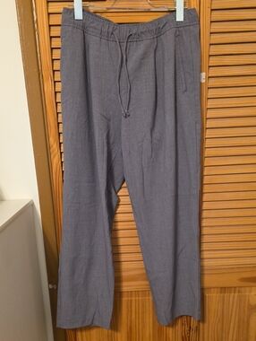 Old Navy Women's Drawstring Pants in Gray